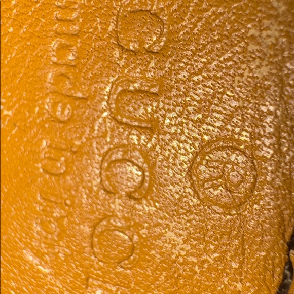 Gucci Beige Monogram Tote Bag - Picture 9 of 9